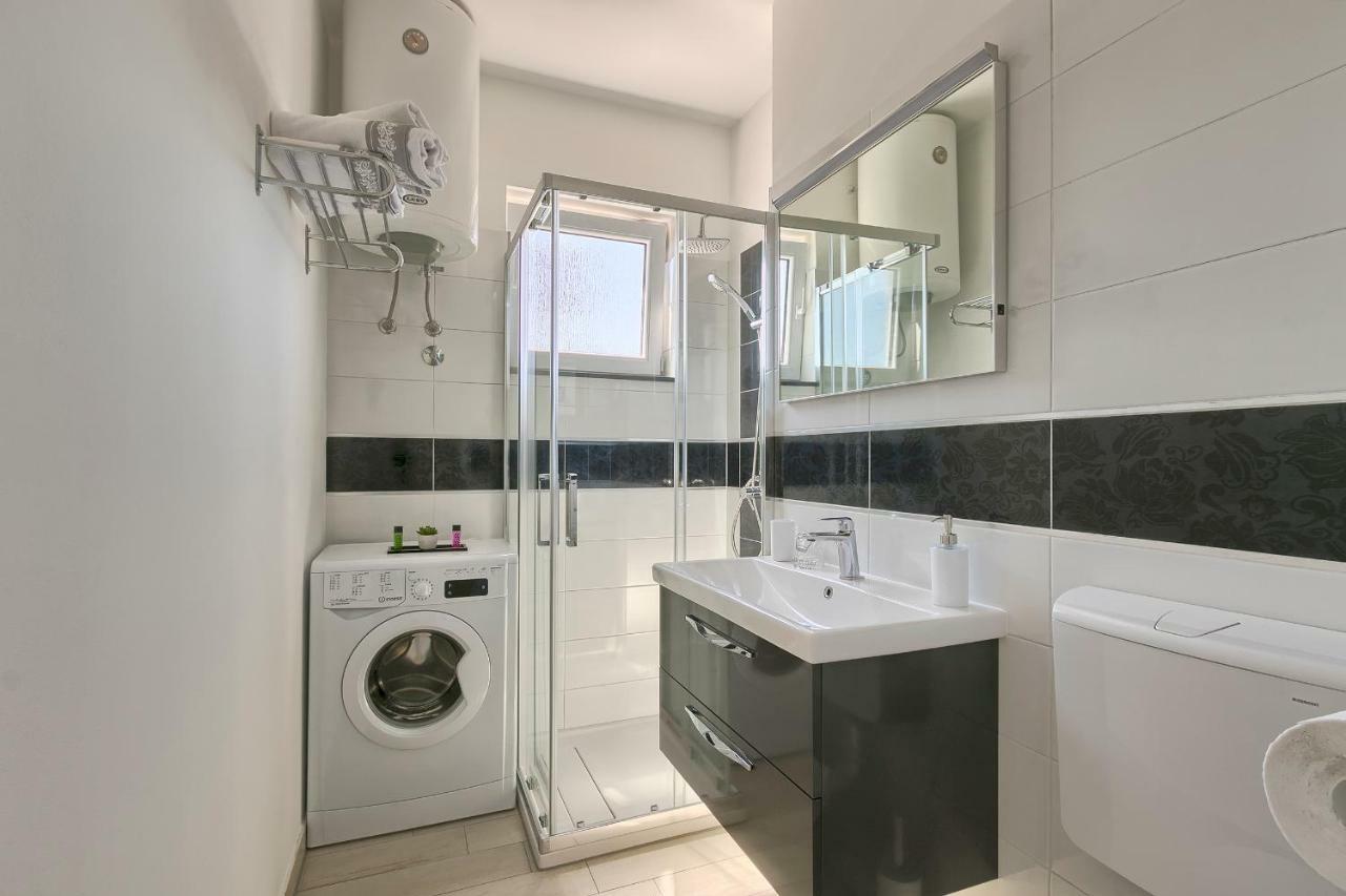 Ancora Center Apartment Пула Экстерьер фото